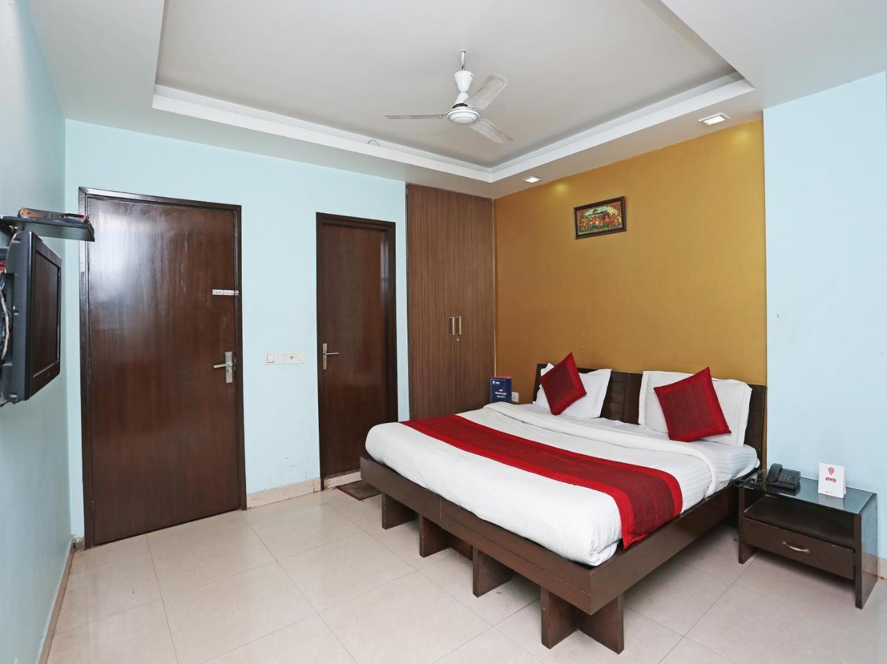 Oyo 6596 Hotel Flight Path Yeni Delhi Dış mekan fotoğraf